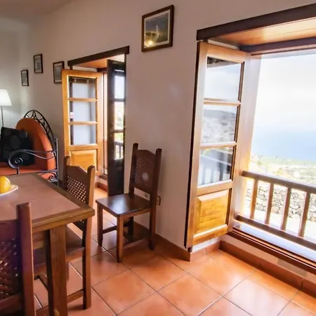Holidaynorthtenerife Caserio Rural Charcos Séjour à la campagne *